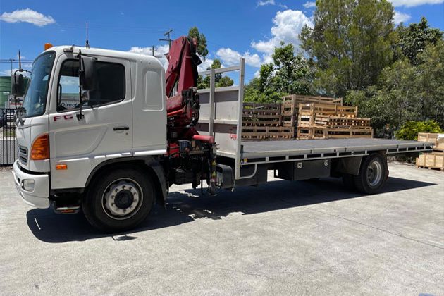 Crane Truck Hire